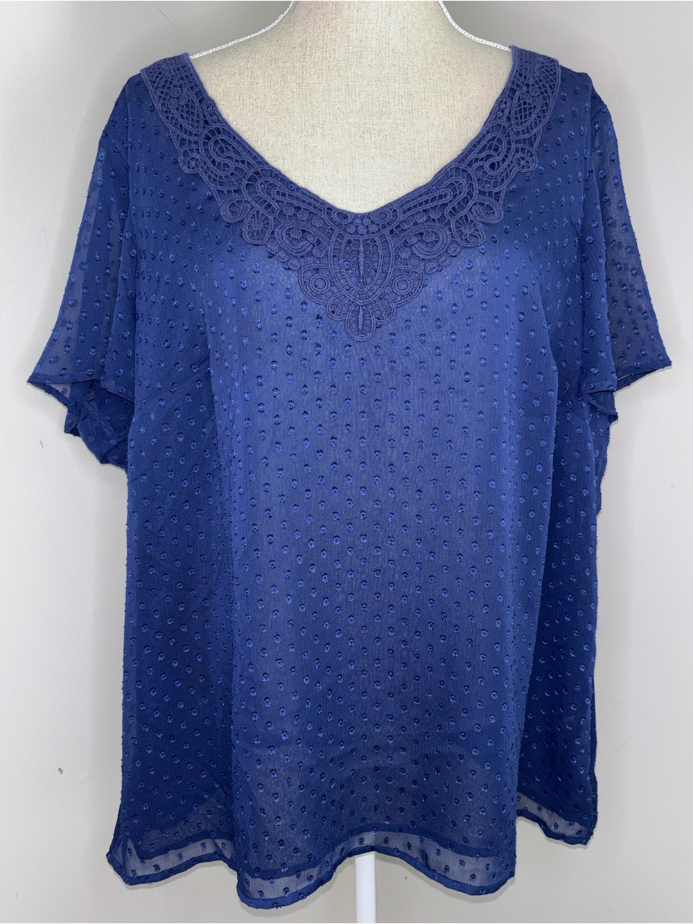 Coldwater Creek navy blue flutter sleeve swiss dot crochet detail blouse size 2X